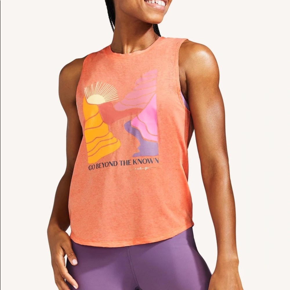 NWT Peloton Sleeveless Tank - Size Large (Fits like a MEDIUM)